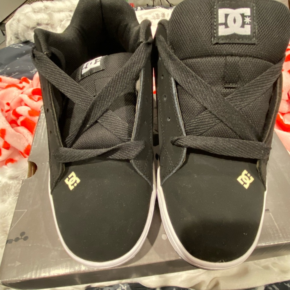 Mens court graffik sneakers